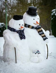 two-snowmen
