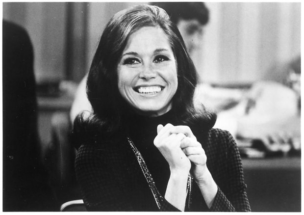 Mary Tyler Moore -- SLUG: old mary PHOTO DATE: NA SCAN DATE: 1/31/00 CREDIT: Viacom