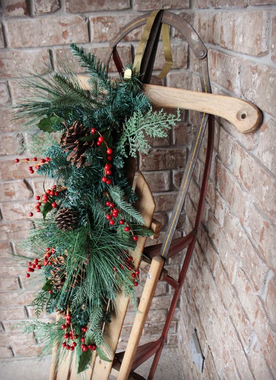 rustic holiday sleigh
