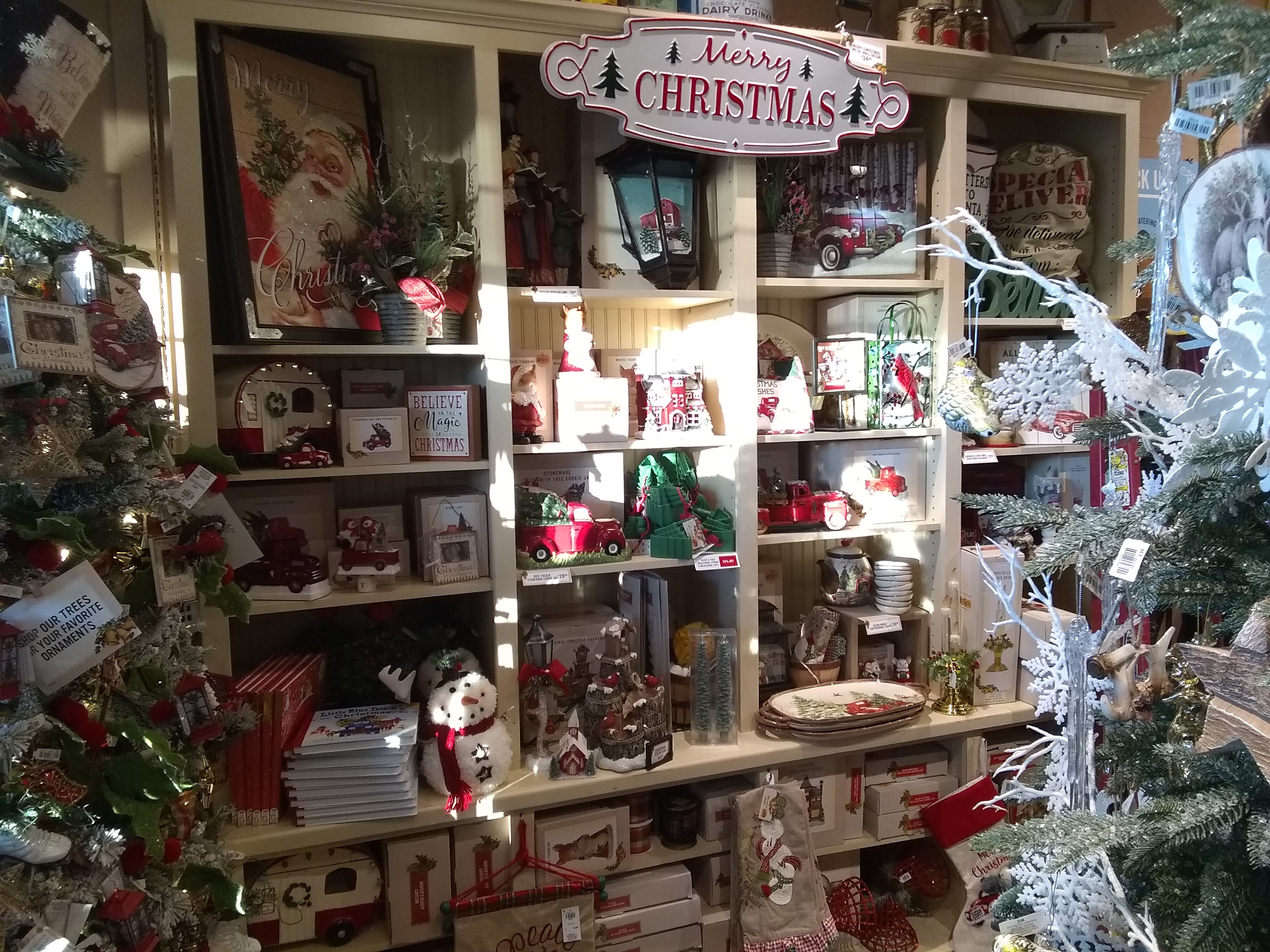 cb Christmas display