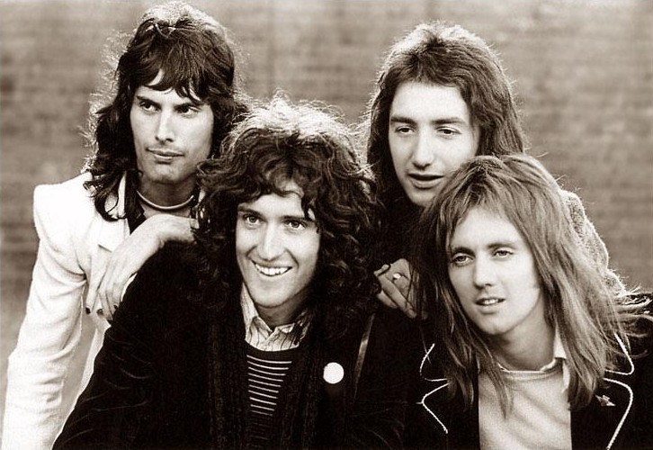 Queen 1975