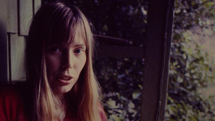 joni-mitchell-2022-musicares-person-year-py_22_editorial_1644x925-4